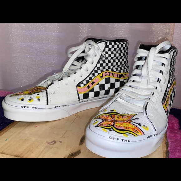Custom Vans - Picture 9 of 10